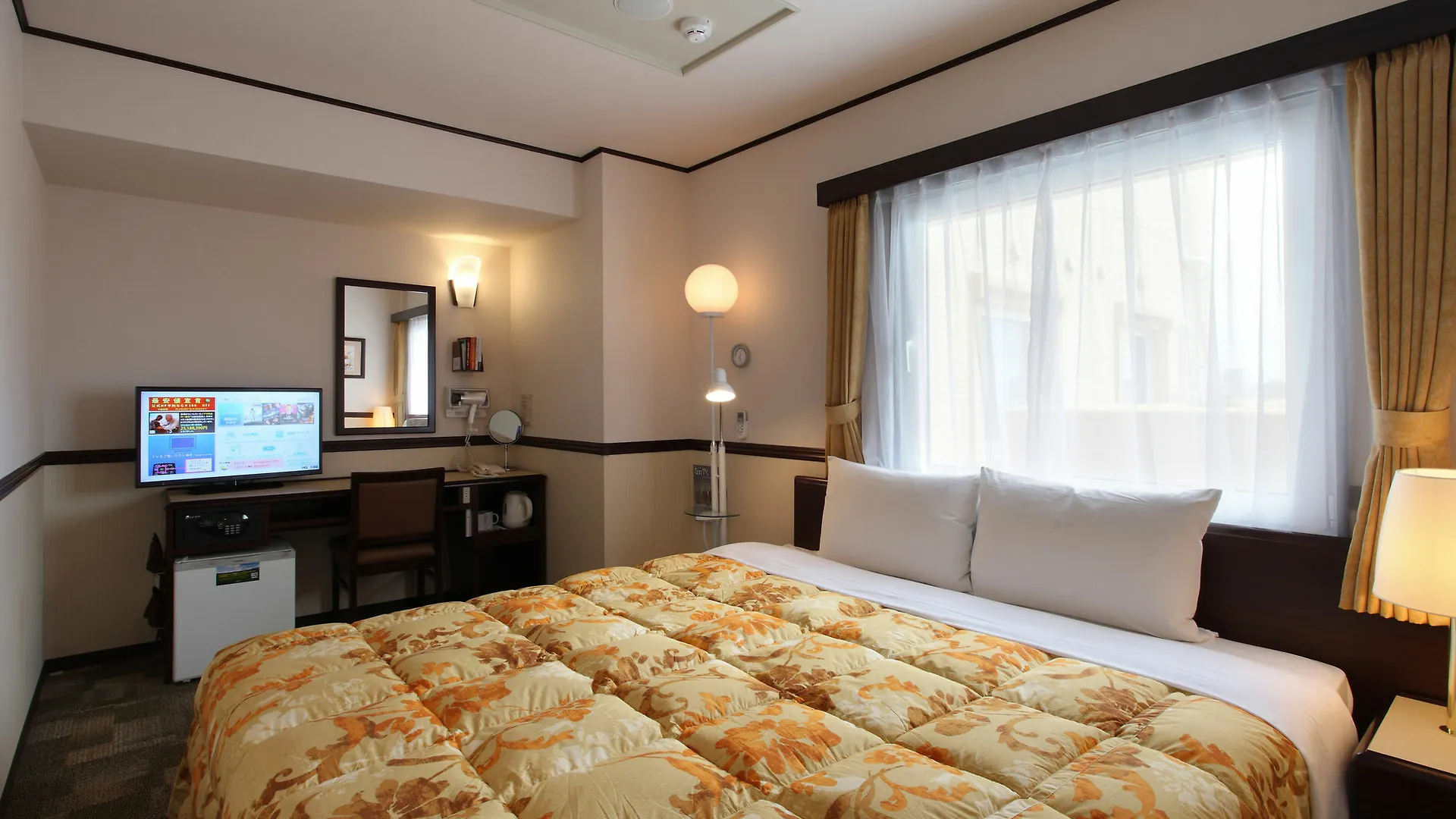 Toyoko Inn Tokyo Korakuen Bunkyokuyakusho Mae 3*,  Japan